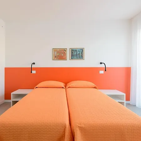 Apartamento Residenza Edda Lignano Sabbiadoro Habitación foto