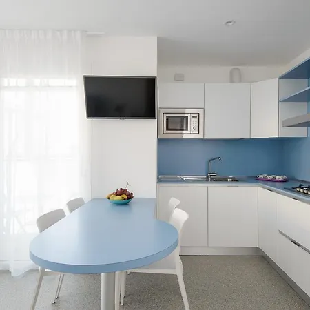 Apartamento Residenza Edda Lignano Sabbiadoro Habitación foto