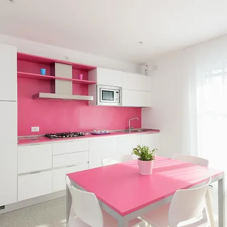 Apartamento Residenza Edda Lignano Sabbiadoro Habitación foto