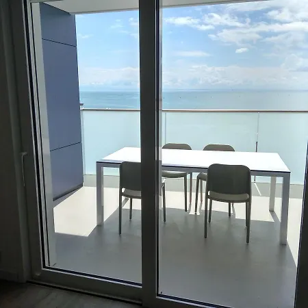 Apartamento Residenza Edda Lignano Sabbiadoro Exterior foto